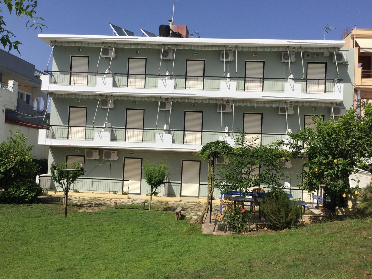Thomas Apartments Превеза Экстерьер фото