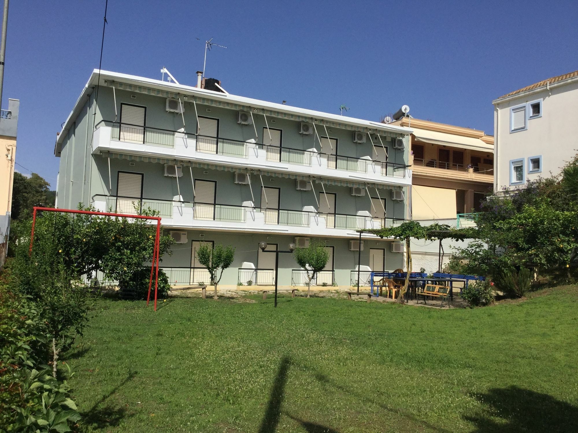 Thomas Apartments Превеза Экстерьер фото